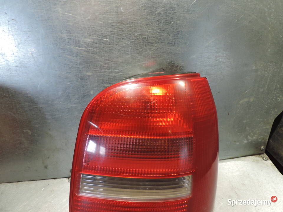 LAMPA TYŁ AUDI A4 B5 KOMBI AVANT LIFT małopolskie Nowy Sącz