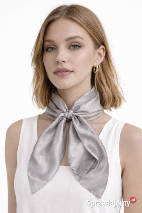 Apaszka szara z wytłaczanym wzorem 30 jedwab 70 Niebieszczany