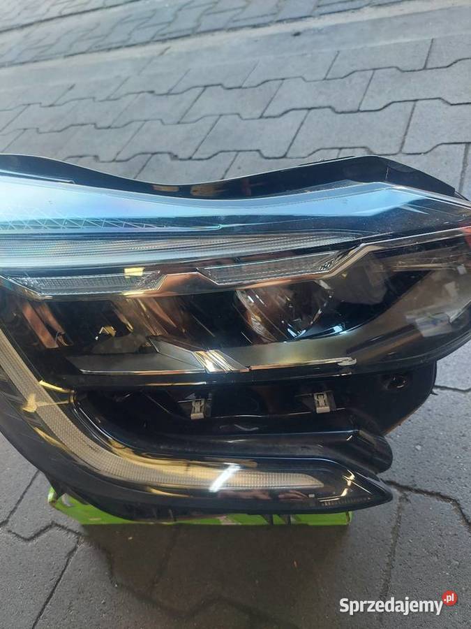 Lampa Reflektor Prawy Przod Renault Captur II 2 osobowe Kłobuck