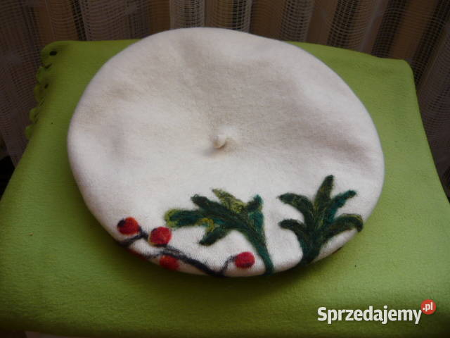 Beret igłowany biały Nakrycia głowy Myszków