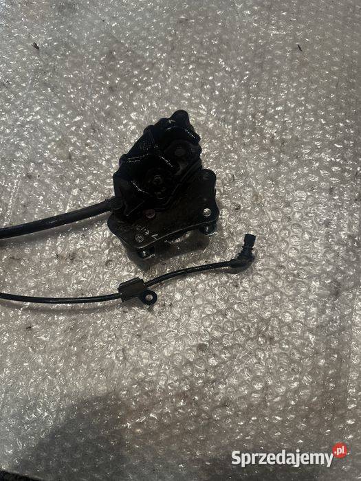 Suzuki GSXS 125 17 Zacisk hamulcowy przód Poznań sprzedam