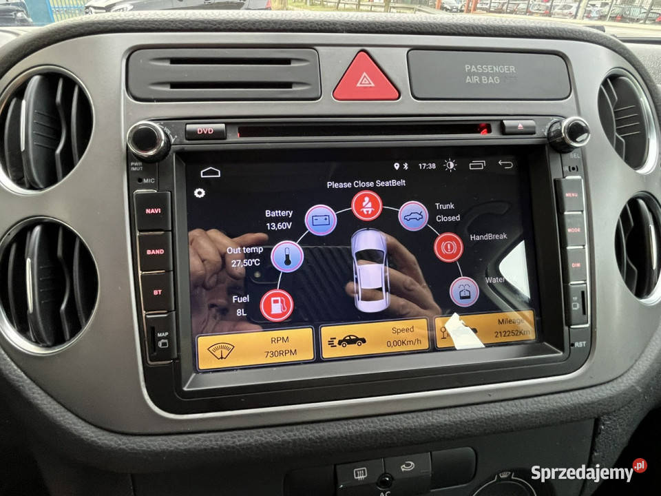 Volkswagen Tiguan Volkswagen Tiguan 14B 2009r Rok produkcji 2009 Sokołów Podlaski sprzedam