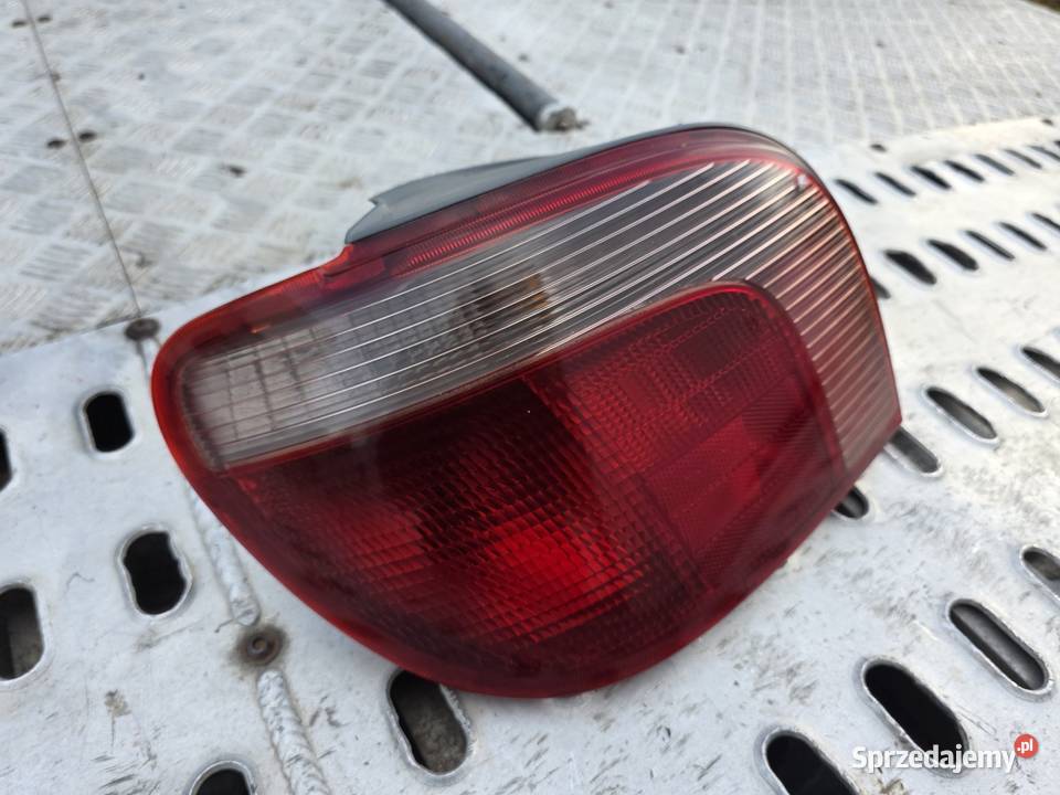 Lampy toyota Yaris 1 lampa lewa prawa komplet podkarpackie