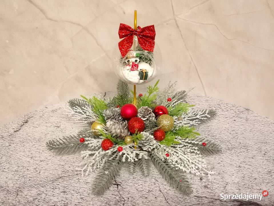 Ręcznie wykonany stroik świąteczny z dekoracyjną Kielce