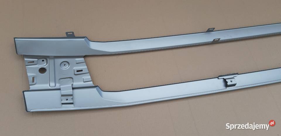 SCANIA R S G ATRAPA ŚRODKOWA GRILL ORYGINAŁ NGT Bieleń