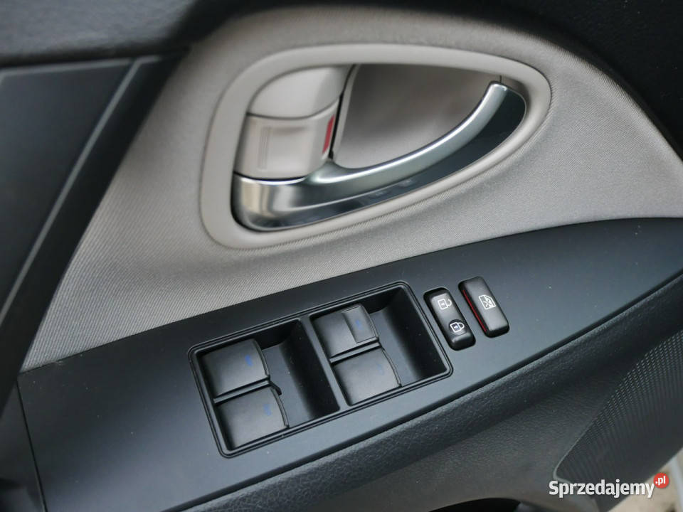 Toyota Avensis 18 147 Eu6 Sol Kombi 2xPDC Navi Toyota