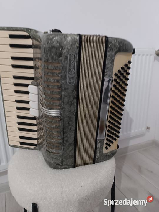 Akordeon włoski G vignoni 80 basów