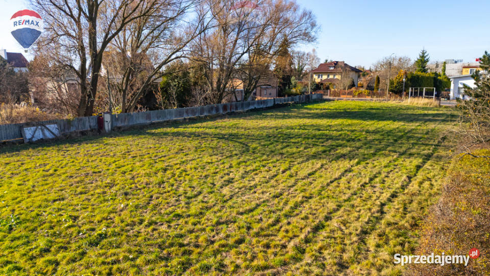 Działka Reguły WKD i S2 asfalt