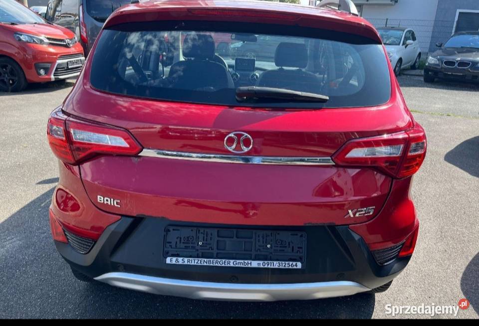 BAIC X25 15 BENZYNA MITSUBISHI 2018 86 900 SUV Dębica