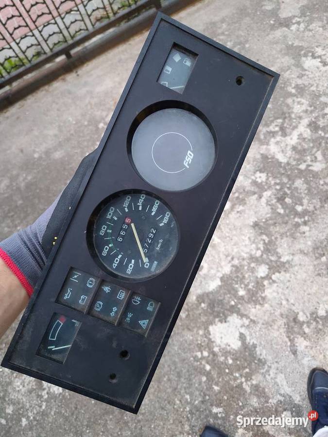 Licznik zegary Fiat 125 p okrągły Tłuszcz sprzedam