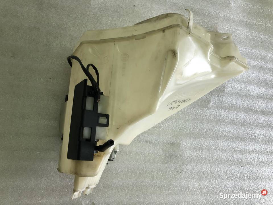 ZBIORNICZEK SPRYSKIWACZY XENON 8362562 BMW E46