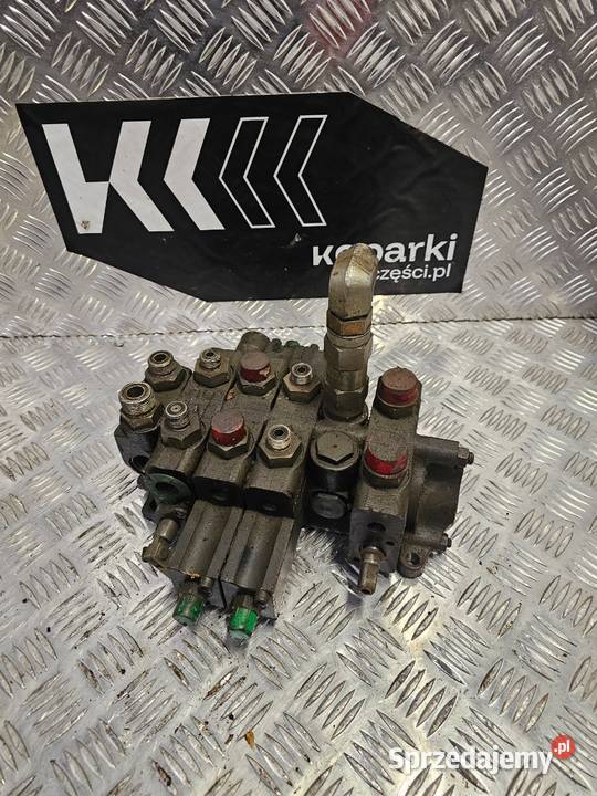 4sekcyjny rozdzielacz hydrauliczny JCB 8027 803 Gdynia