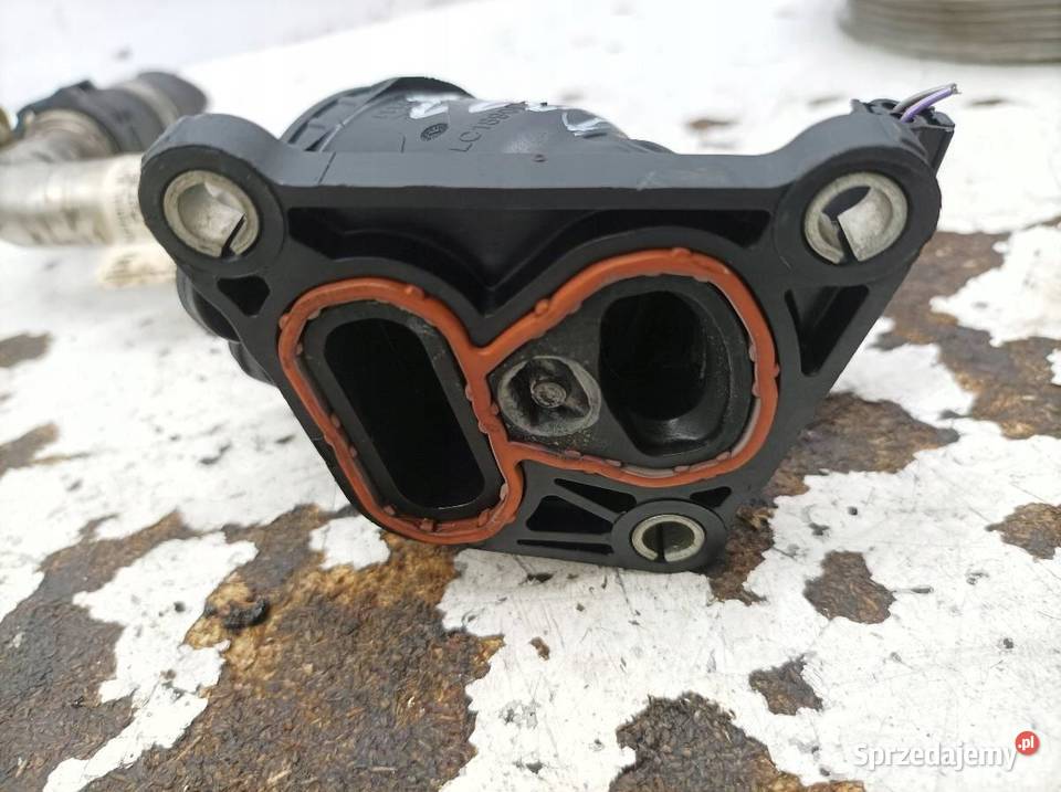 OBUDOWA TERMOSTATU 1392002201 20 CGI 45 AMG Termostaty