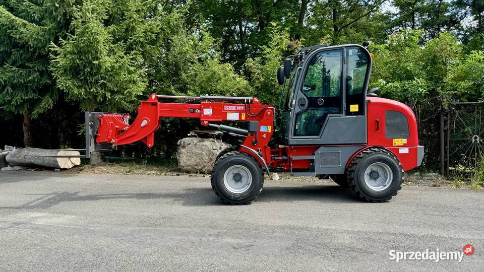 Teleskopowy terenowy wózek widłowy KMM 812T radio Wolsztyn sprzedam