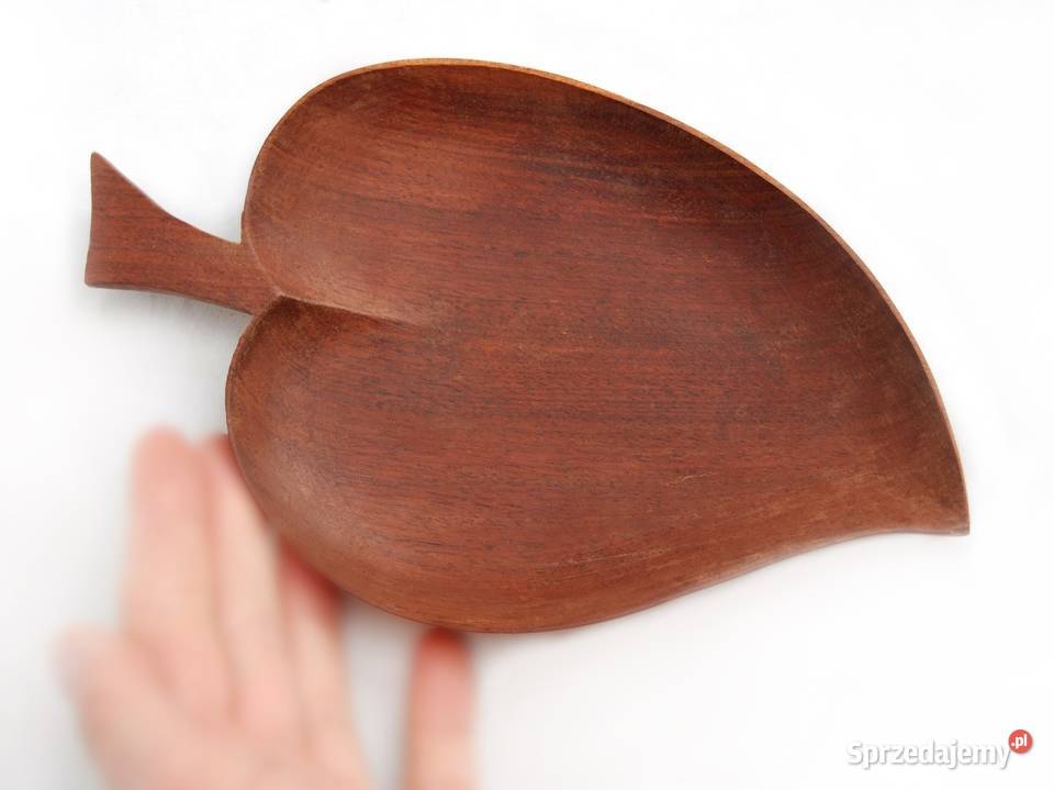 Rzeźbiona patera liść drewno teak lata 70 lubelskie Lublin