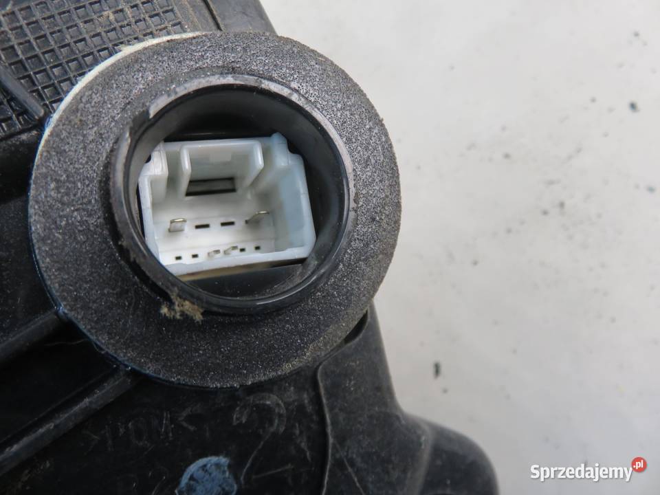 ZAMEK PRAWY PRZEDNI TOYOTA RAV 4 III 4 PIN małopolskie