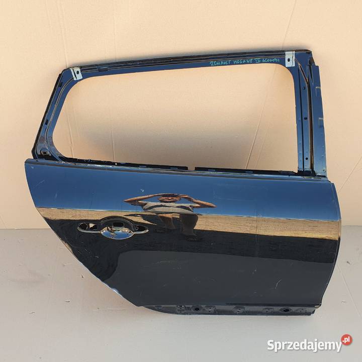RENAULT MEGANE III KOMBI DRZWI PRAWY TYŁ PRAWE