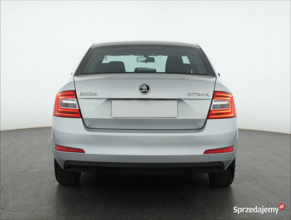 Skoda Octavia 12 TSI wielofunkcyjna kierownica Piaseczno