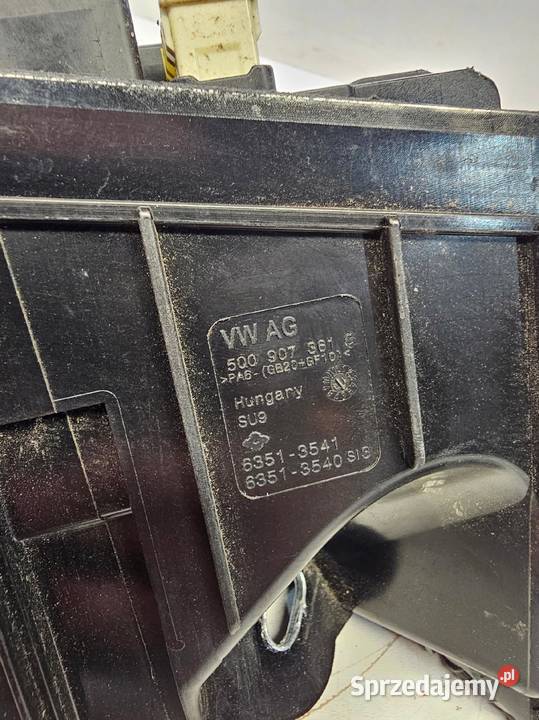 SKRZYNKA BEZPIECZNIKÓW AUDI Q3 F3 VW 5Q0907361G osobowe