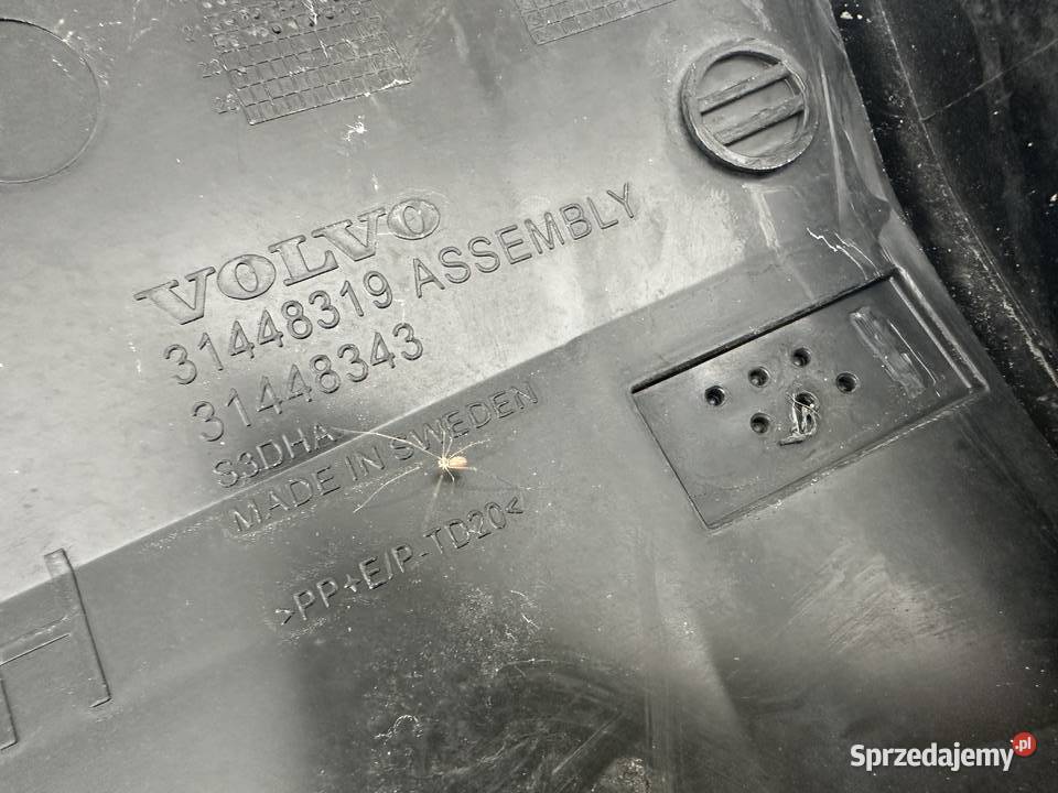 LISTWA DRZWI PRAWY TYŁ VOLVO XC40 31448319 wielkopolskie