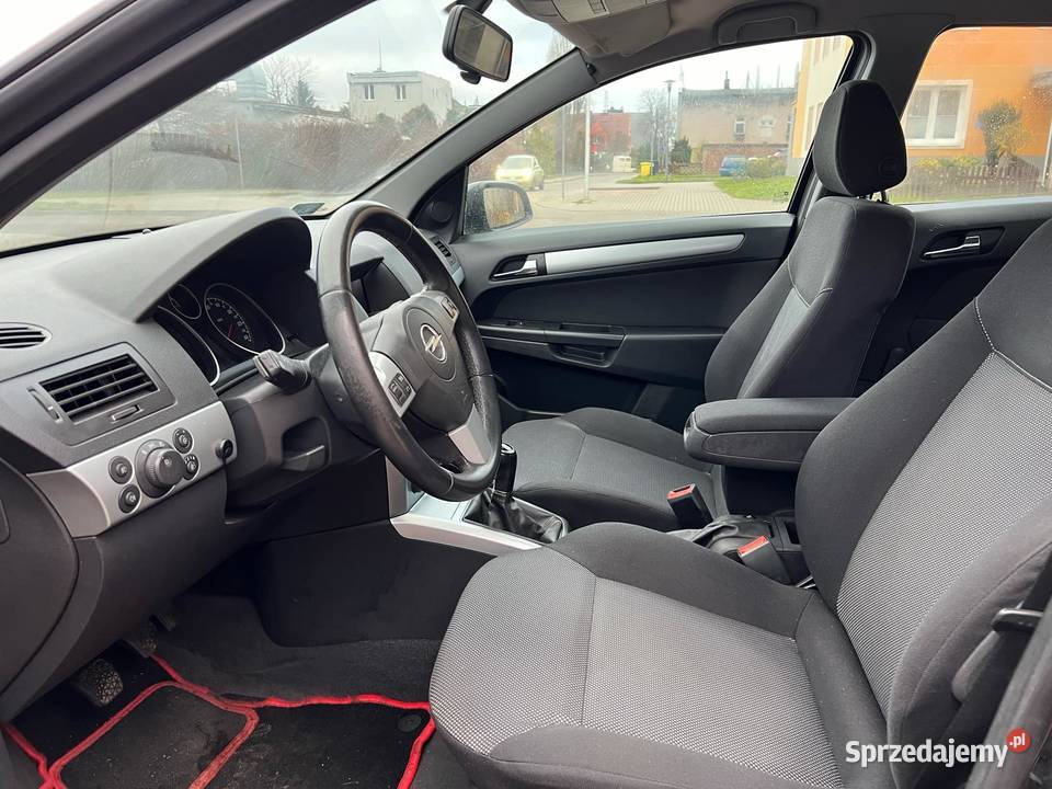 Opel Astra 16 benzyna ładne zadbane auto 2009 elektryczne lusterka Gdańsk