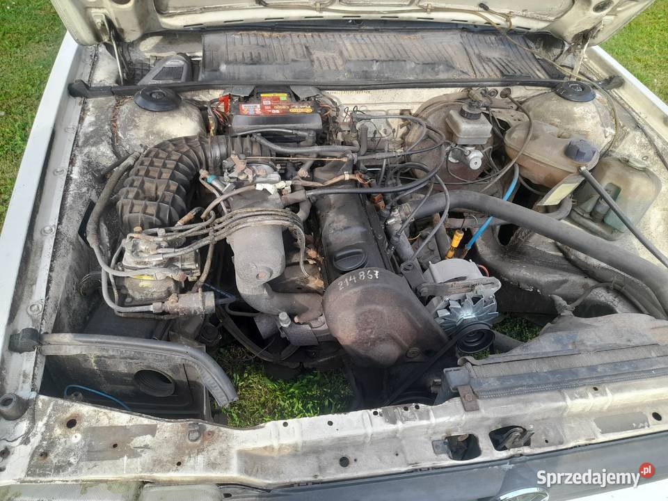 Volkswagen Passat 18 87r klasyk nieuszkodzony małopolskie Zaborze