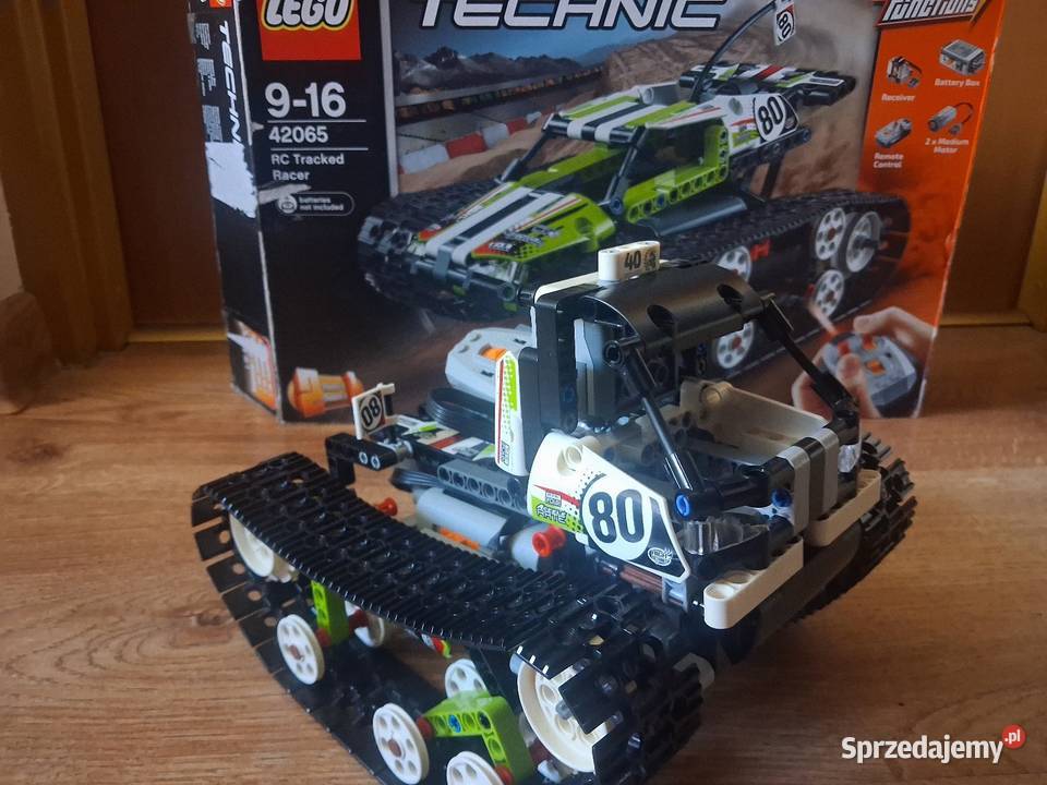 Lego technic wyscigowka zdalnie sterowana biały