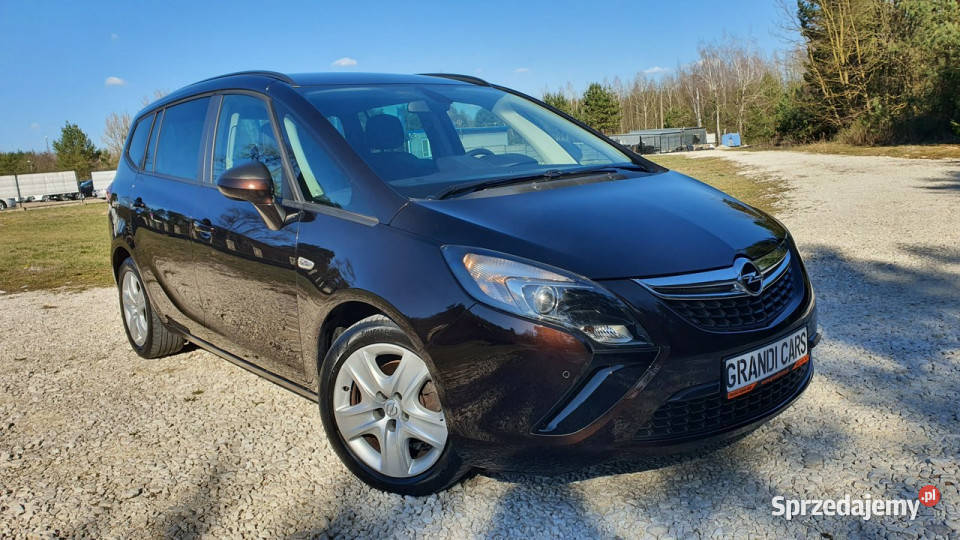 Opel Zafira 14T 140 NAVI Parktronic Piękny Kolor serwisowany w ASO Chmielnik