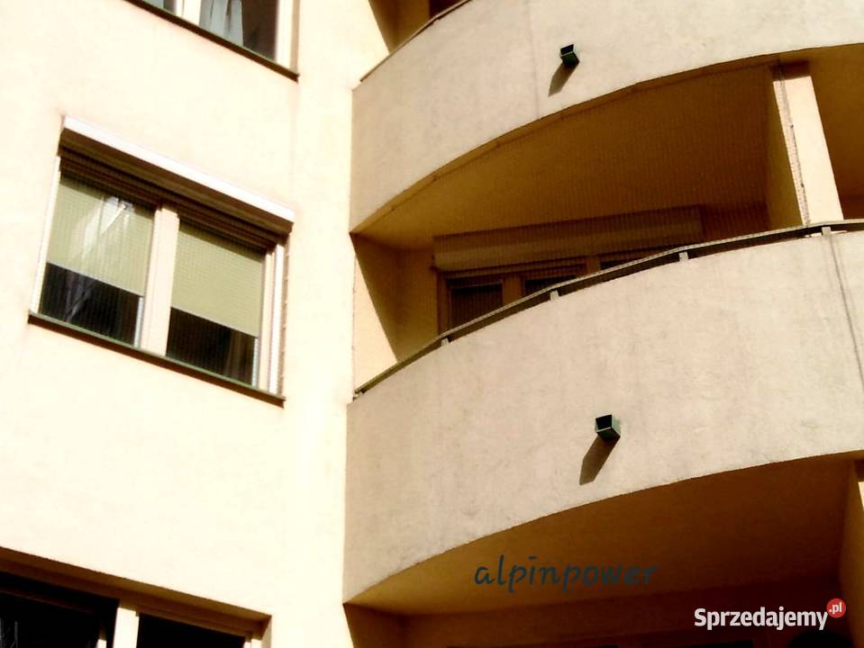 Wzmocniona Siatka Kota Z Drucikiem Na Balkon Warszawa usługa dla zwierząt