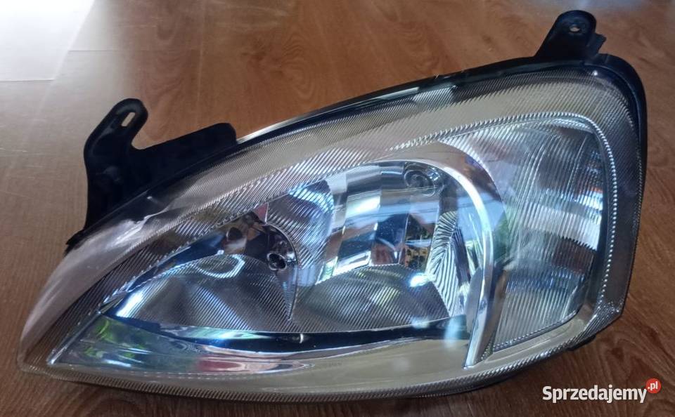 Lampa lewa przednia przód Opel Corsa C Valeo lewe dolnośląskie Oleśnica sprzedam