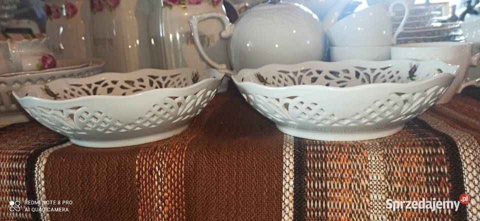 Świecznik biała porcelanareliefy ręcznie pomorskie Gdańsk