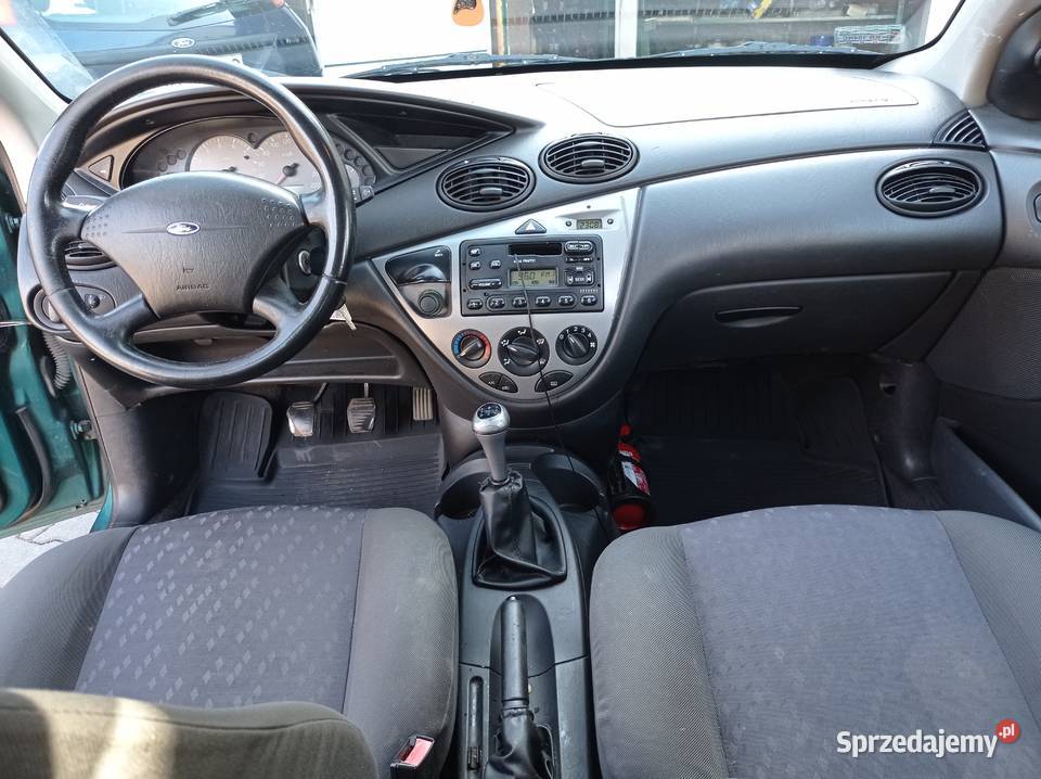 Ford Focus MK1 16 Benzyna 100 koni kombi możliwa zamiana małopolskie Kraków