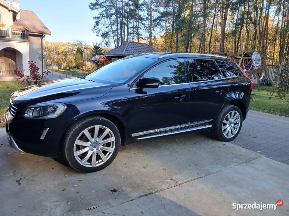 VOLVO XC 60 2016 24D 240 Lasek