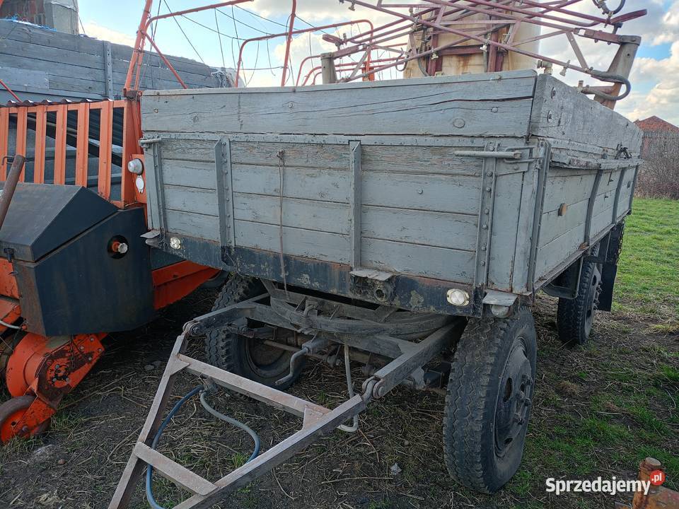 Przyczepa rolnicza nieuszkodzony