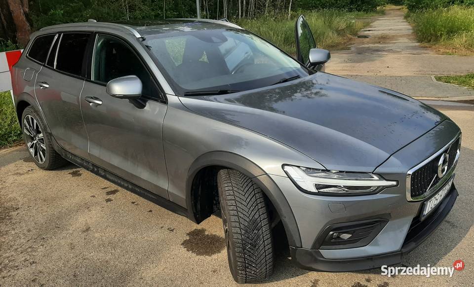 Volvo V60 Cross Country Automat 4x4 Kamera 360 Ostrowiec Świętokrzyski