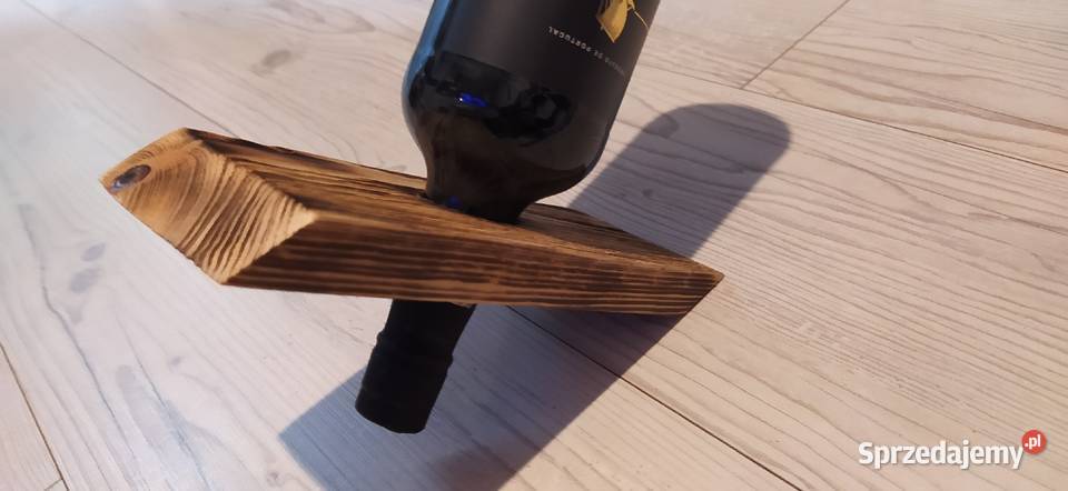 Stojak na wino Stojaki na wino wielkopolskie Września
