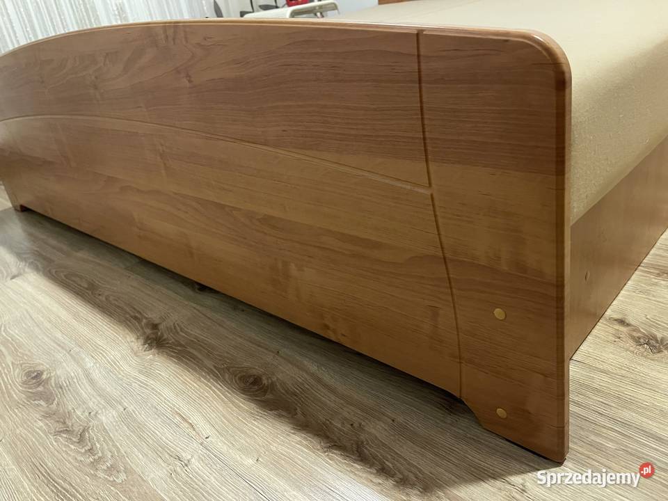 Łóżko drewniane ze skrzynią i 2 materacami 160cm Swobnica