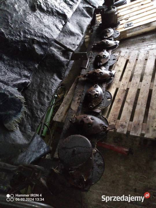 Kosiarka dyskowa deutz fahr sm 528 W całości na Nowa Karczma