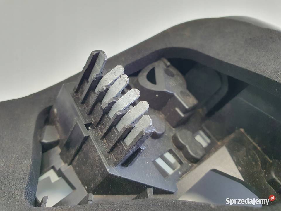 WKŁAD TYLNEJ LAMPY Opel Astra H 0410r HB prawy Chełm