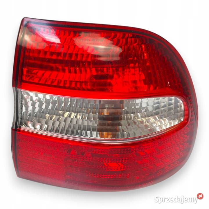 LAMPA PRAWA Volvo V40 I LIFT 19992004 tylna lubelskie Chełm