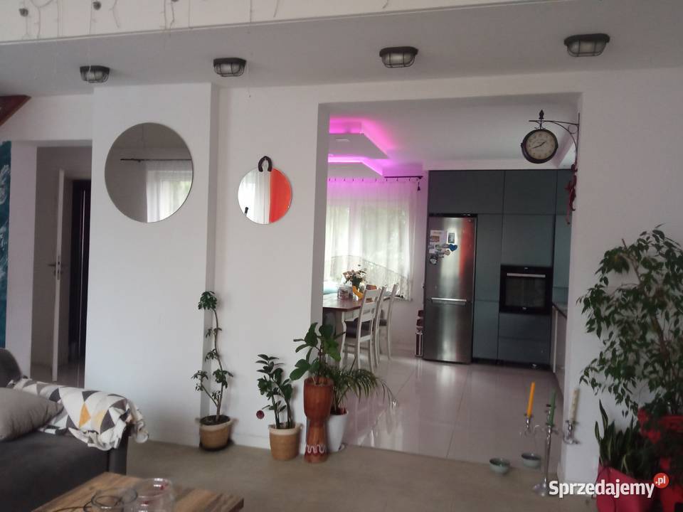 Pięć kilometrów miasta Piękny wygodny Sprzedaż