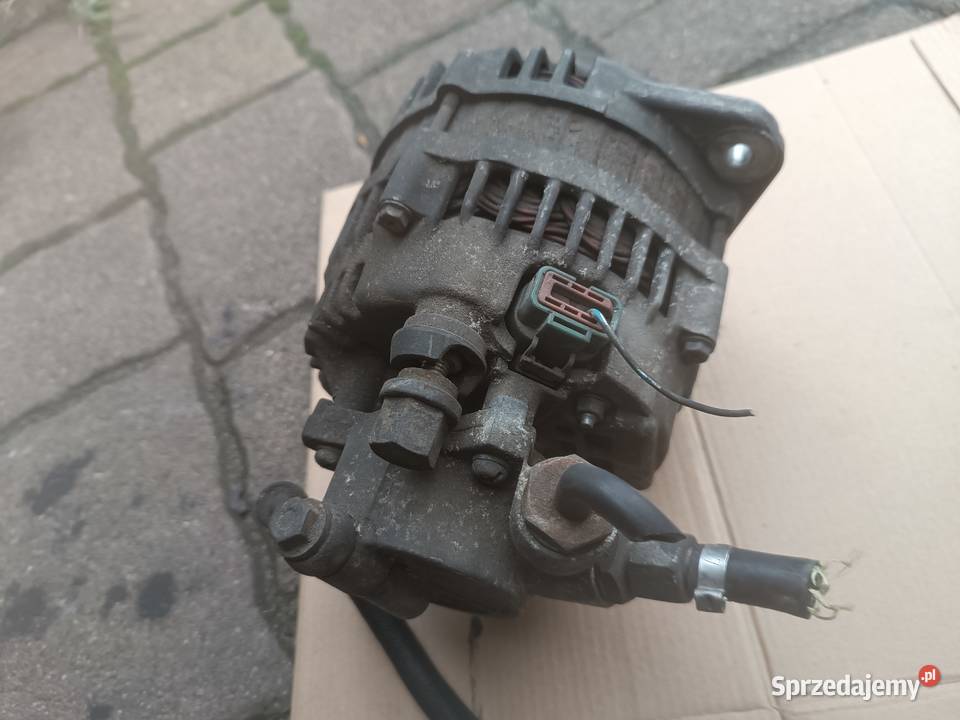 Opel Meriva A 20022009 17 CDTI Alternator z vacu