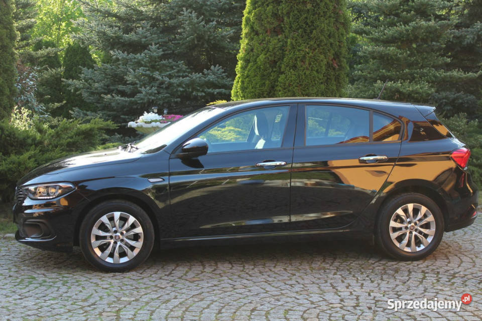 Fiat Tipo Lounge Lift 14 Benzyna 117 II 2016 benzyna