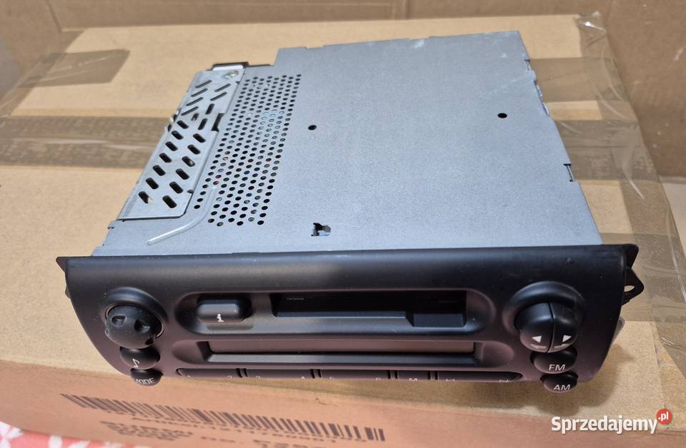 Radioodtwarzacz MINI COOPER ONE R50 R52 Radioodtwarzacze Jawor sprzedam