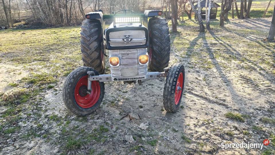 Massey Ferguson 165