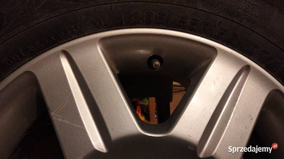 Komplet alufelg 16 5x108mm z oponami zimowymi