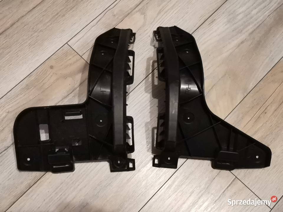 OPEL ZAFIRA C NOWY PRAWYLEWY ŚLIZG ZDERZAKA TYŁ Międzychód