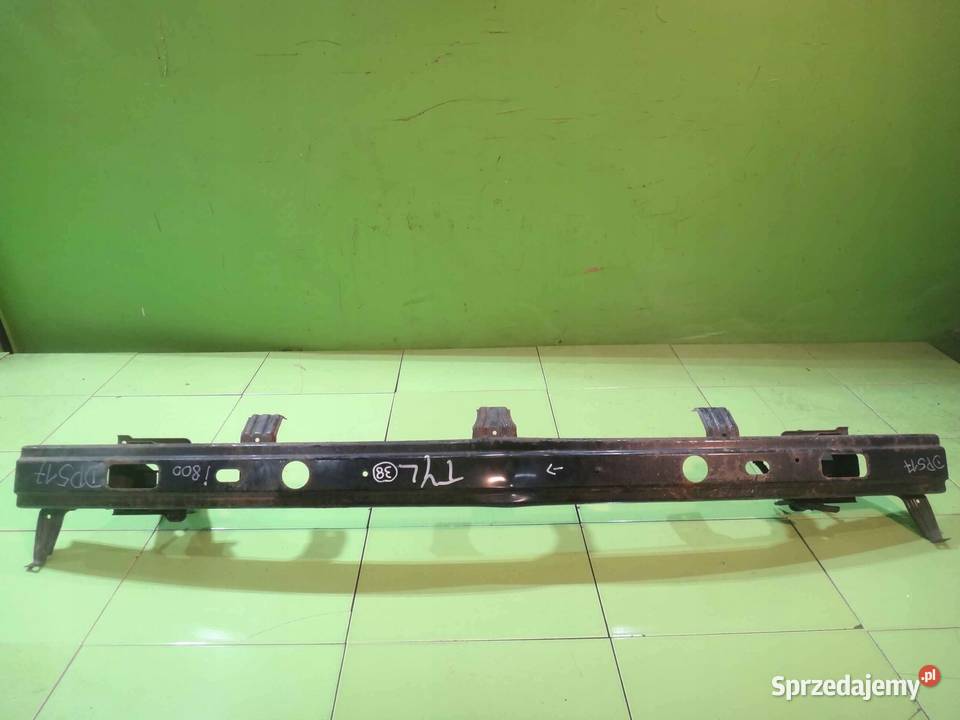 HYUNDAI i800 H1 II 09r belka zderzaka tyl osobowe Suków
