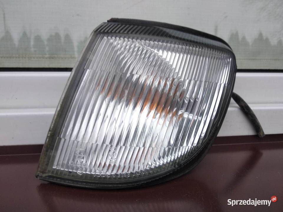 Subaru Forester 1 I SF kierunkowskaz kierunek Kierunkowskazy Sieradz sprzedam