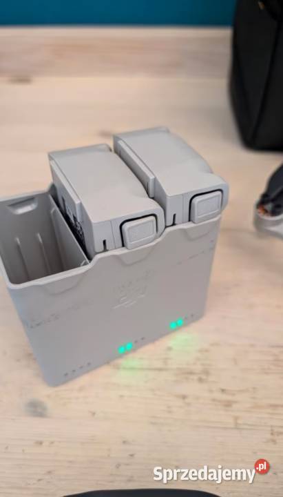 Zestaw DJI Mini 3 Fly More Combo z akcesoriami Marysin sprzedam